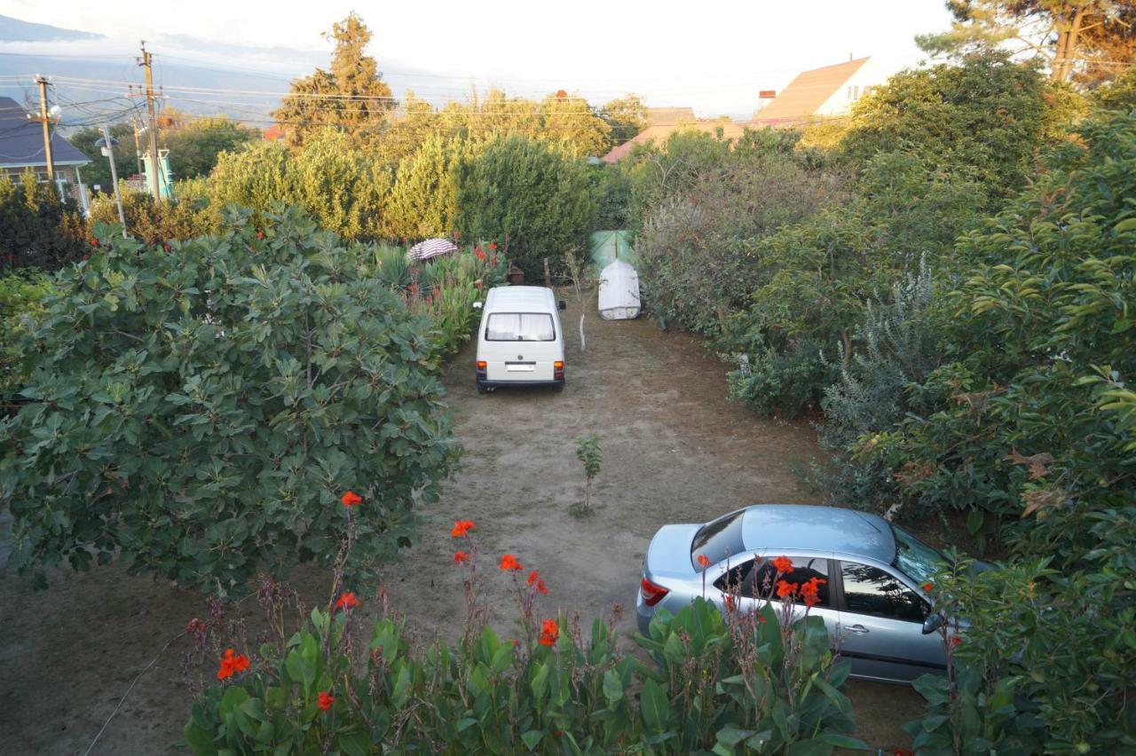 U Aleny Guesthouse Alakhadzy Exterior foto